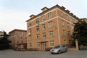 东华大学延安路校区第八学生宿舍建筑设计方案